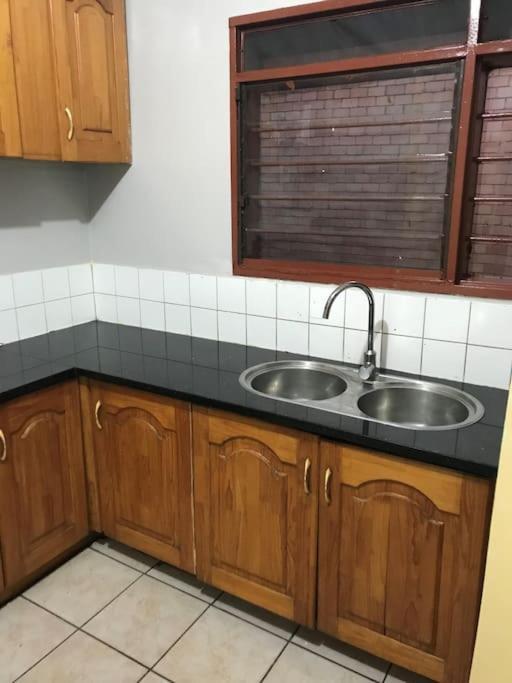 Ibex Hill Apartment- Power Backup Lusaka Dış mekan fotoğraf